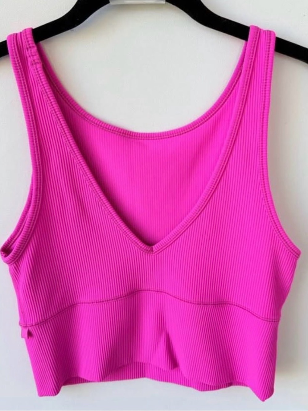Lululemon Power Pivot Tank Top
Ribbed size 6 - Picture 7 of 8